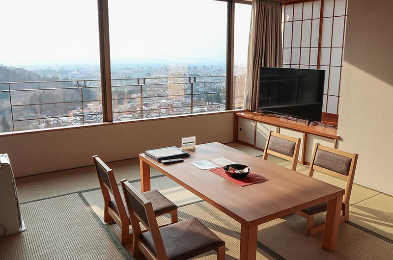 タワー館 和室