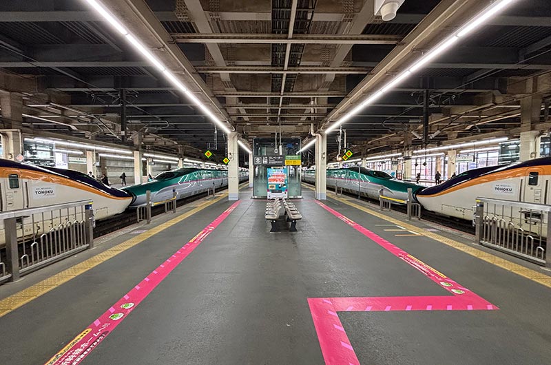 E5系、E8系の新幹線