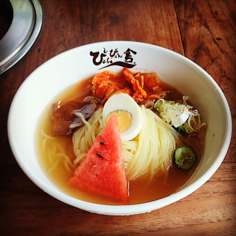 ぴょんぴょん舎の冷麺