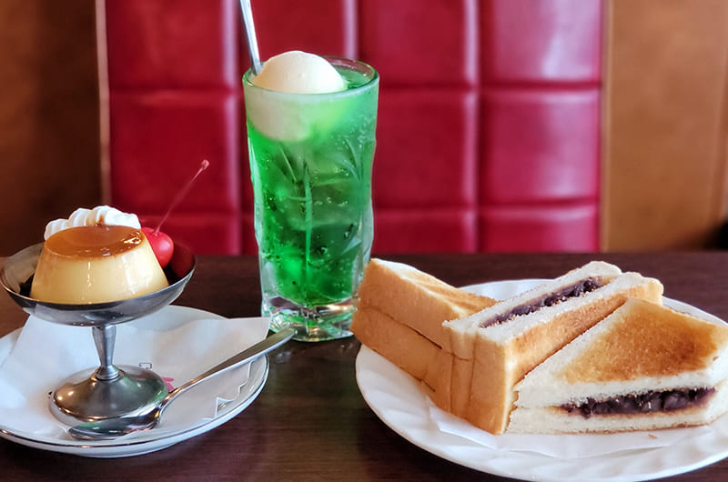 洋菓子・喫茶ボンボン