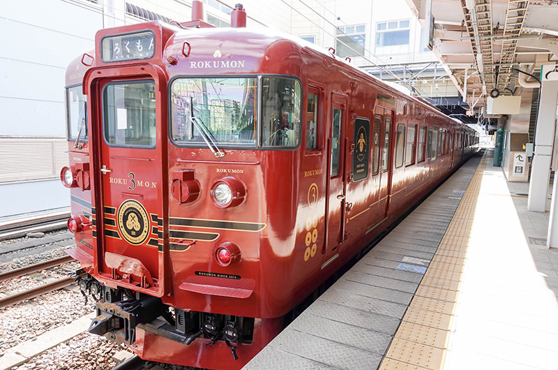 観光列車「ろくもん」