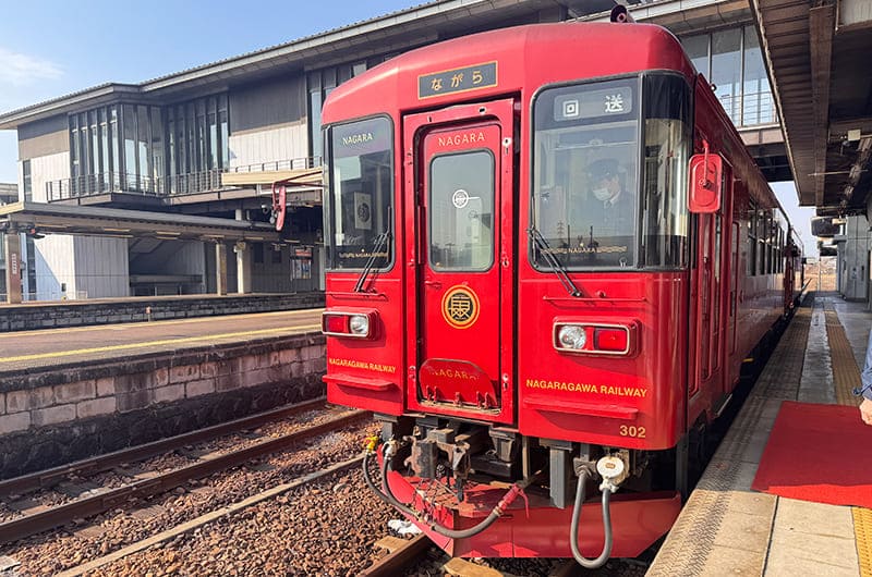 観光列車「ながら」