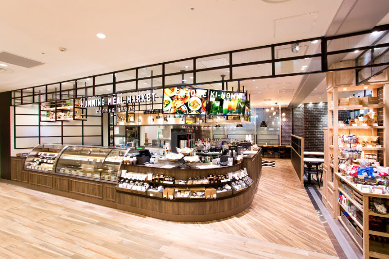 HUMMING MEAL MARKETの内観or外観（写真提供：株式会社ハミングバード・インターナショナル）。