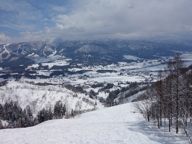 信州・戸狩温泉スキー場で春スキーすべり納め体験記
