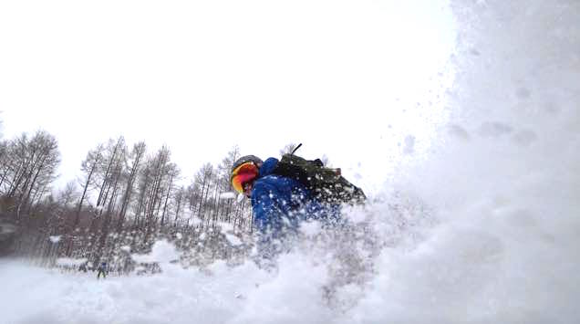 東北新幹線で安比高原スキー場へワープ　アクションカムでの自撮りに挑戦！