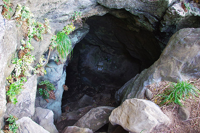 大房岬自然公園　洞穴