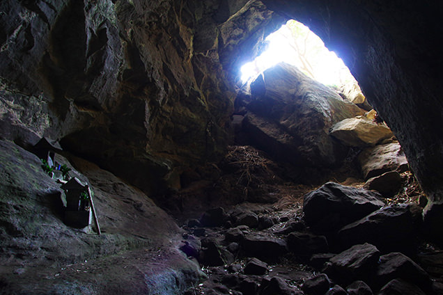 大房岬自然公園　洞穴内部