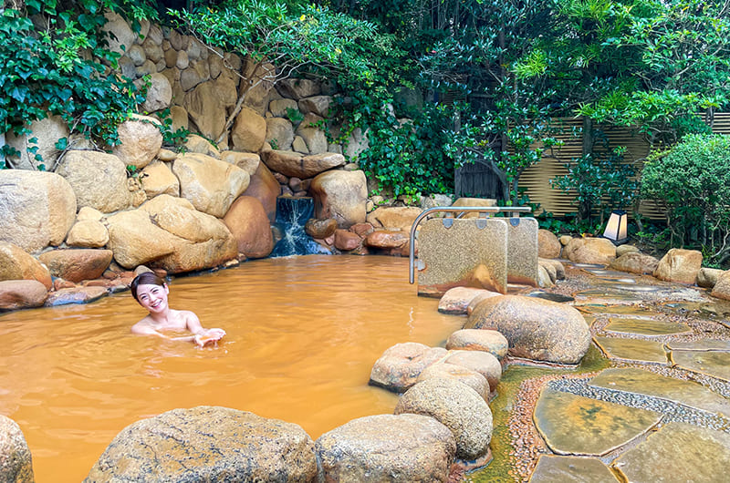兵庫・有馬温泉への旅。元湯「金の湯・銀の湯」巡りに温泉街散策
