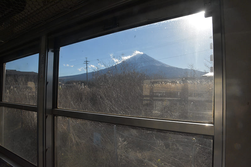 車窓　富士山