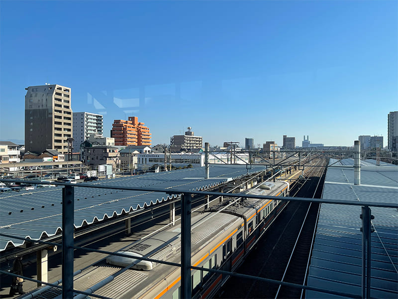 大垣駅南北自由通路からの眺望