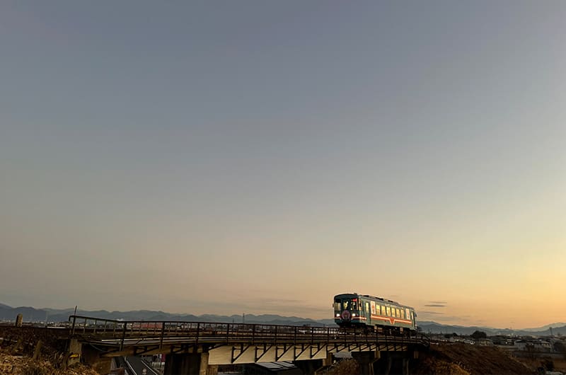 樽見鉄道・ハイモに乗り観光＆撮り鉄旅。桜と橋の撮影ポイントも