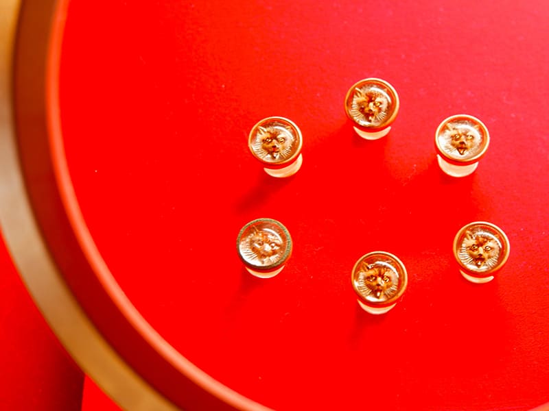 ボタンの博物館　「リバースインタリオ」技法を用いたハンティングボタン