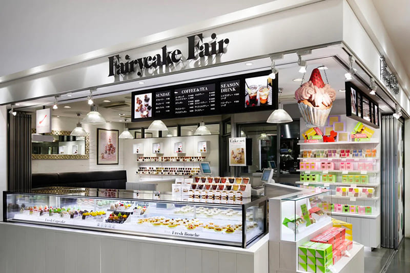 Fairycake Fair グランスタ東京店の外観（写真提供：有限会社コンテンポラリープランニングセンター）。